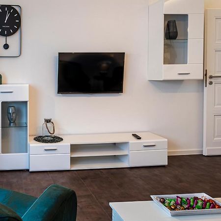 Komfortable Ferienwohnung In Halle Хале Екстериор снимка